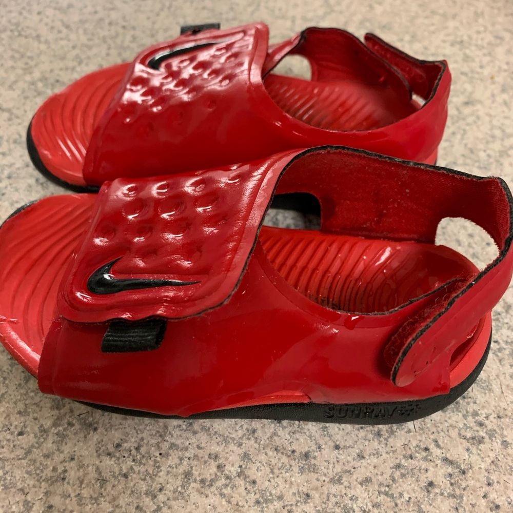 Toddler Nike sliders